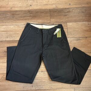 Men's Haggar Life Khaki Classic Dark Gray 33 x 30. Excellent condition!